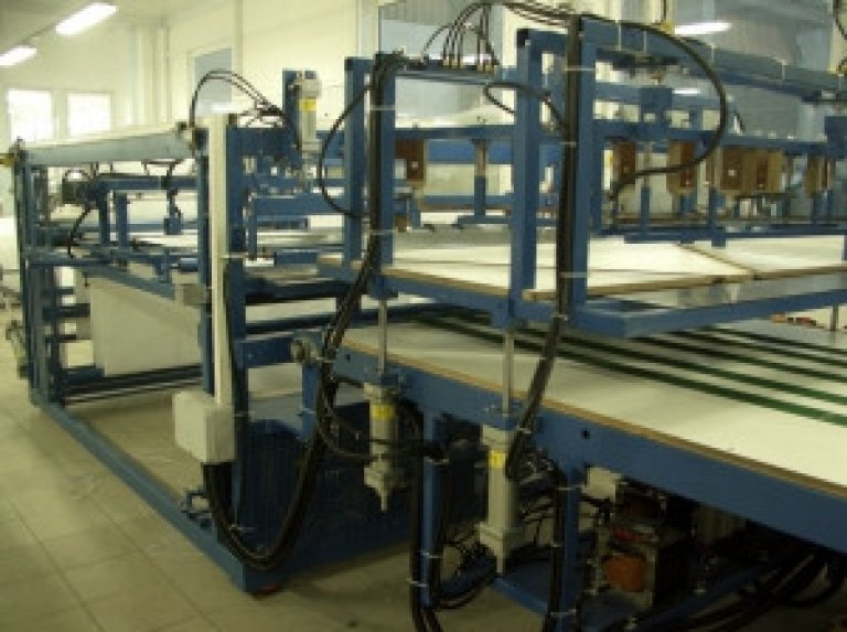 Maszyna do cięcia tkanin do worków jednozawiesiowych